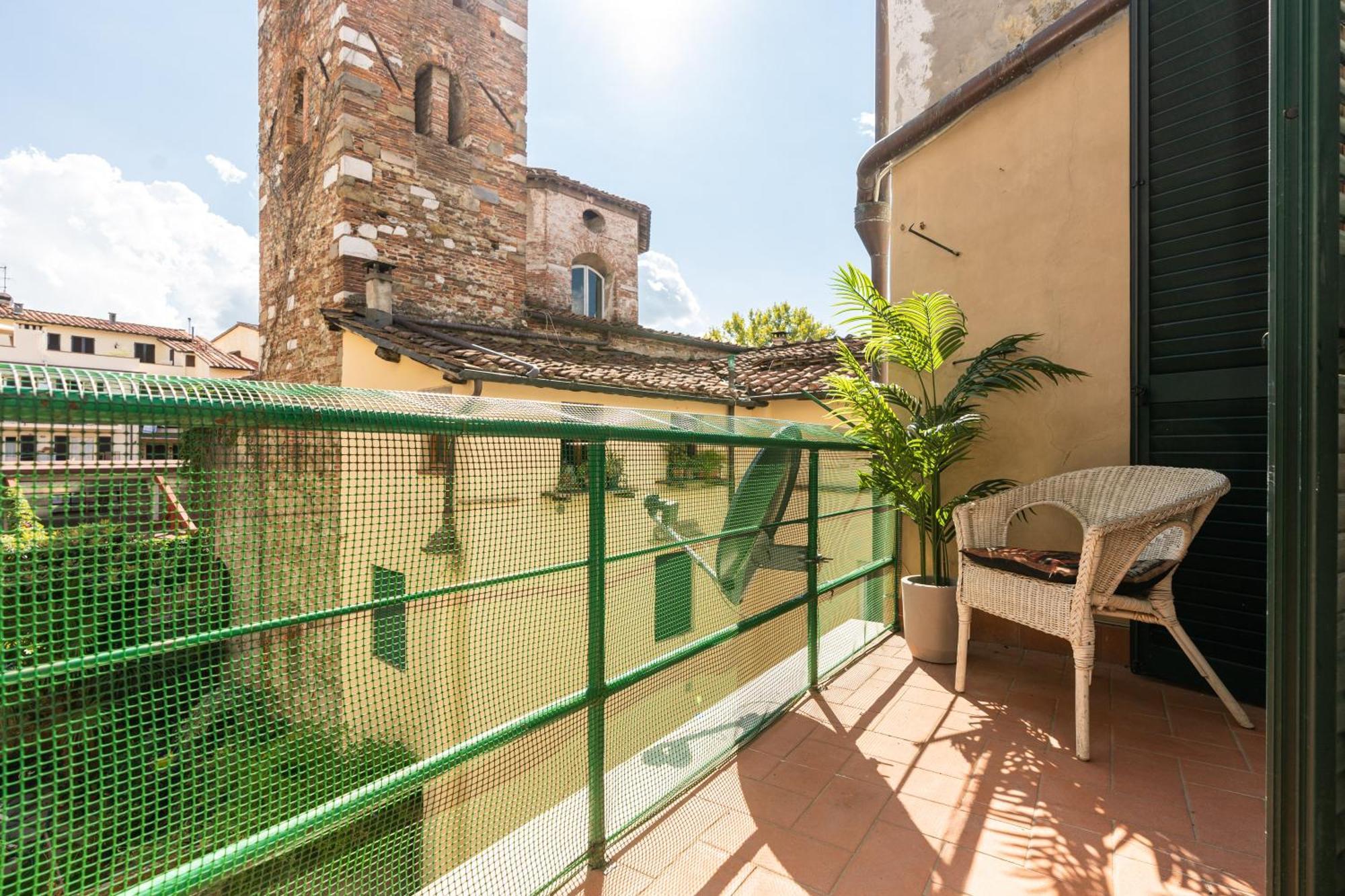 Ferienwohnung Historic Apt In The Center Of Lucca With Balcony Exterior foto
