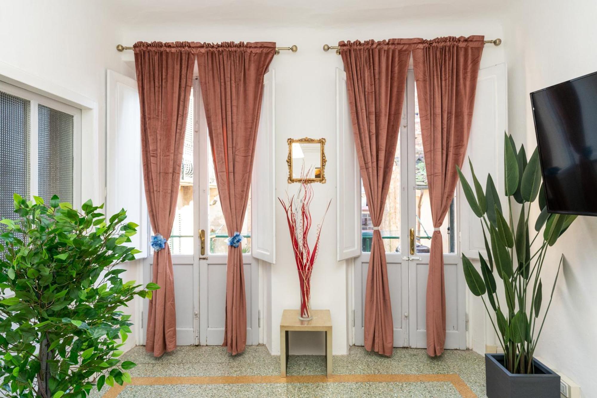 Ferienwohnung Historic Apt In The Center Of Lucca With Balcony Exterior foto