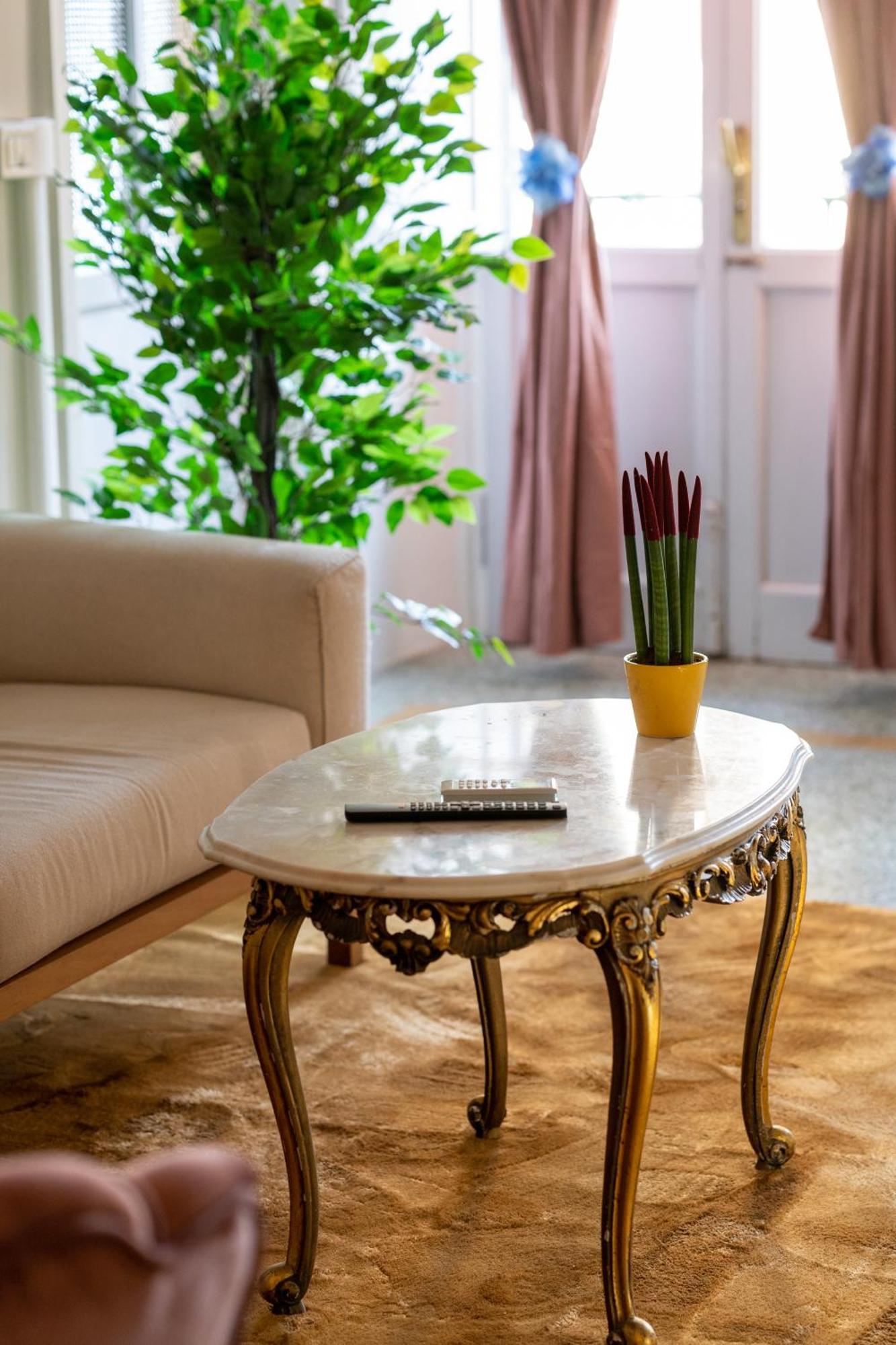Ferienwohnung Historic Apt In The Center Of Lucca With Balcony Exterior foto